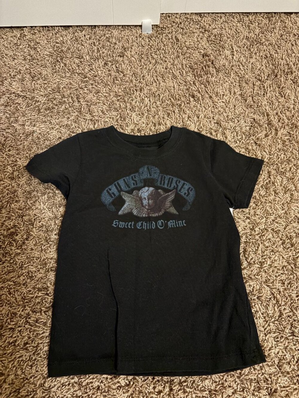 Guns N Roses Band Tee Sweet Child of Mine Graphic 4T Black Short Sleeve Crew